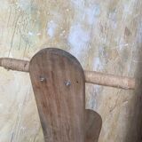 Cheval à bascule en bois