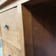 Bureau bas vintage à caisson