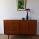 Buffet moderniste des années 1970
