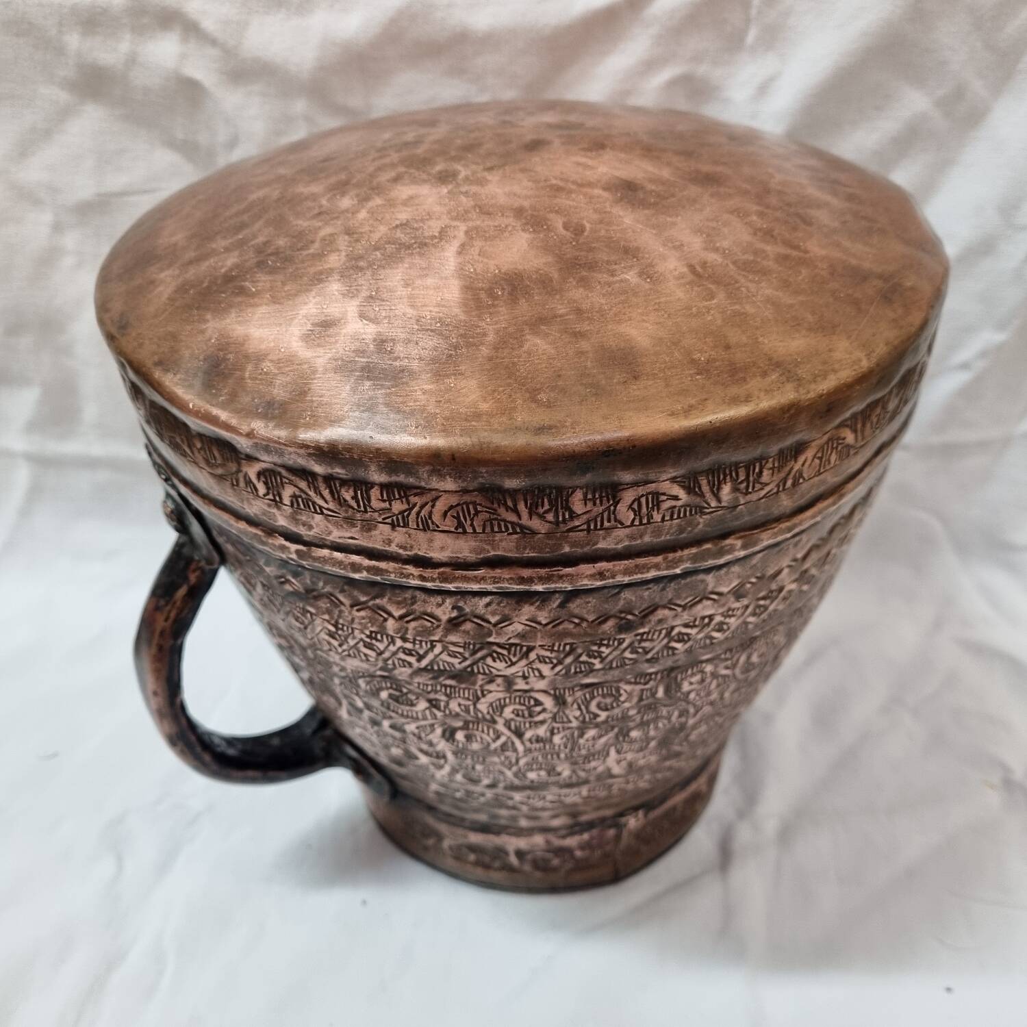 Jarre cuivre gravé, Iran XIXEME,  perse