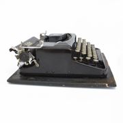 Seidel & Naumann Dresden Erika typewriter, Germany, 1930s