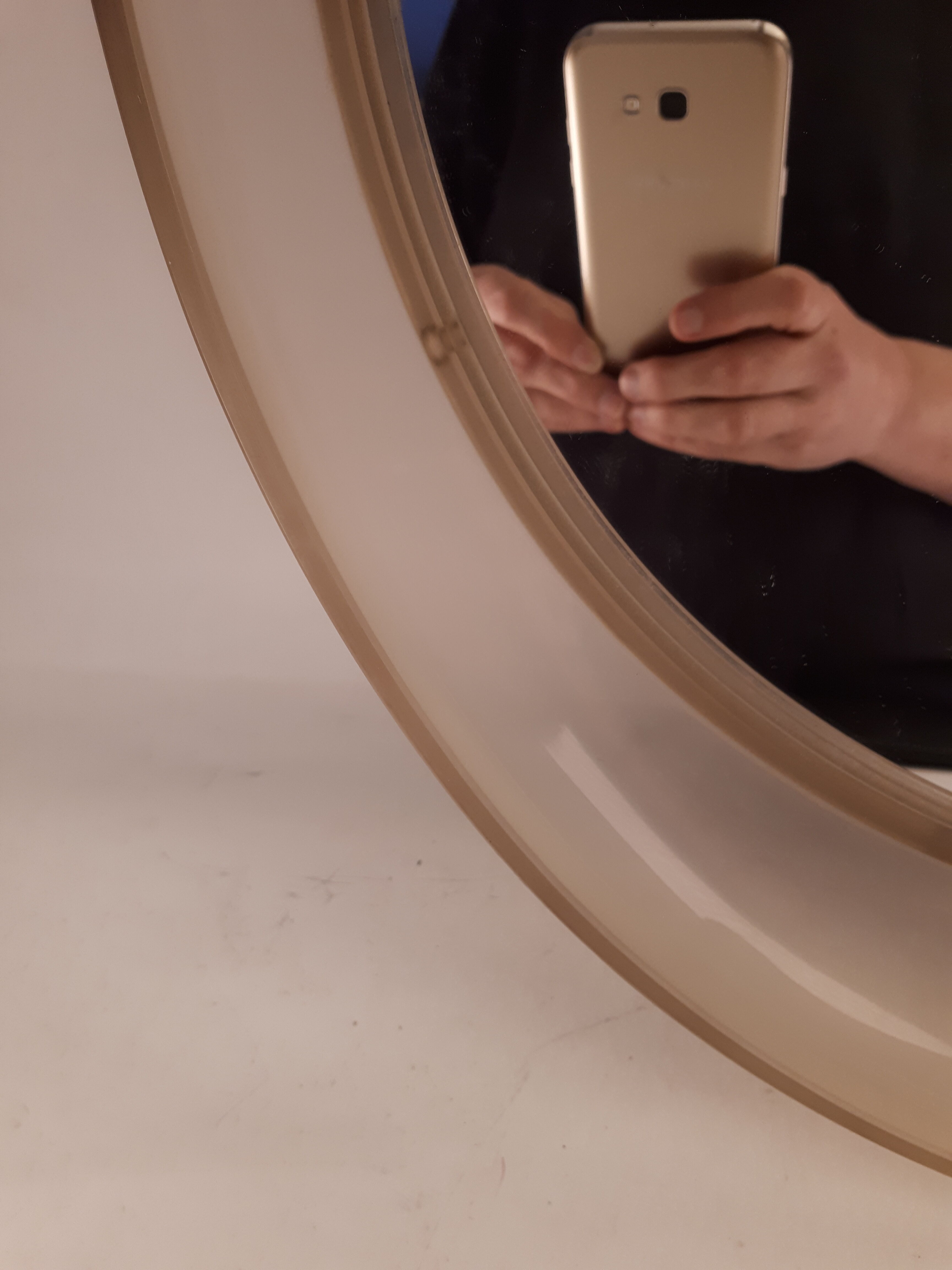 Round mirror plastic bathroom design vintage 1970