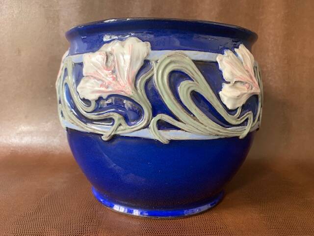 Art Nouveau pot cover in midnight blue ceramic, 1920