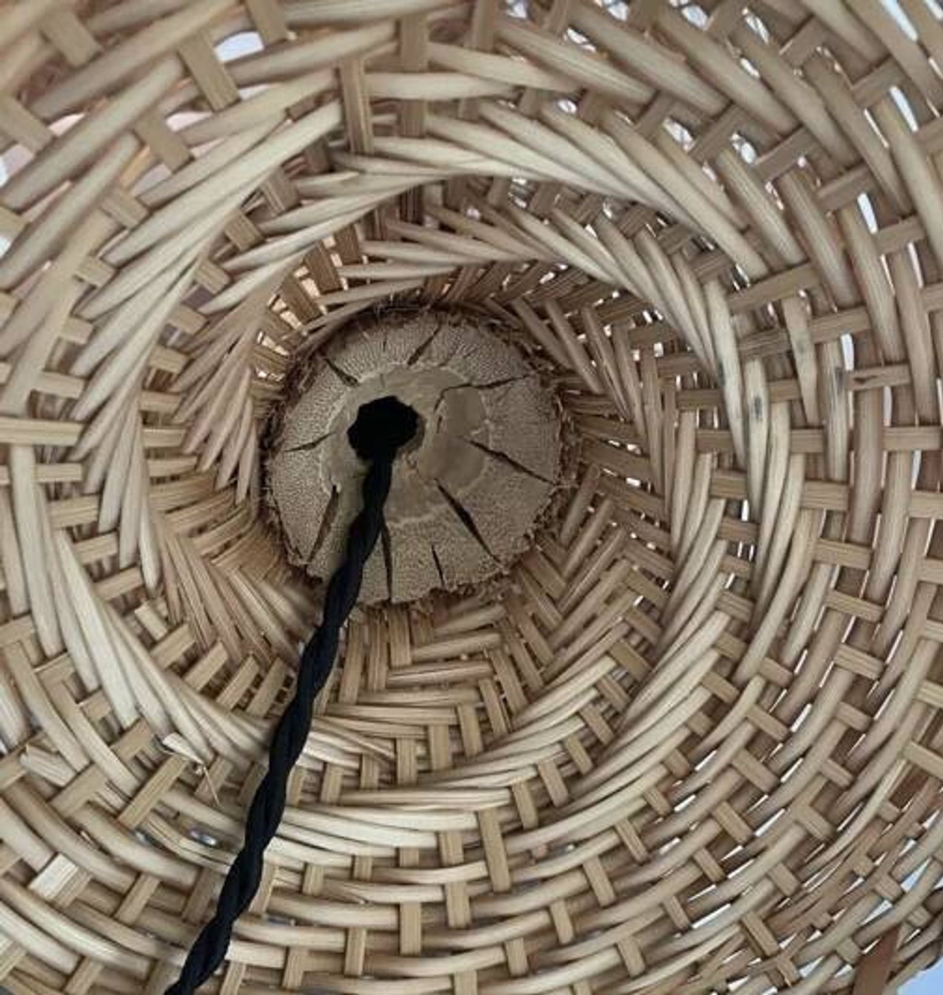 Lampe champignon XXL en rotin tressé années 70