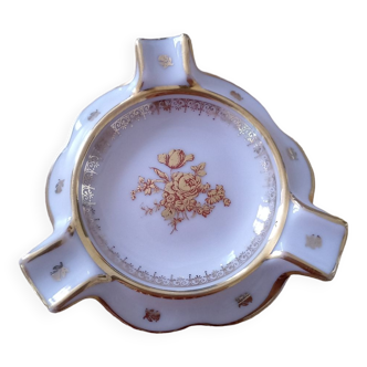 Ashtray under enamel