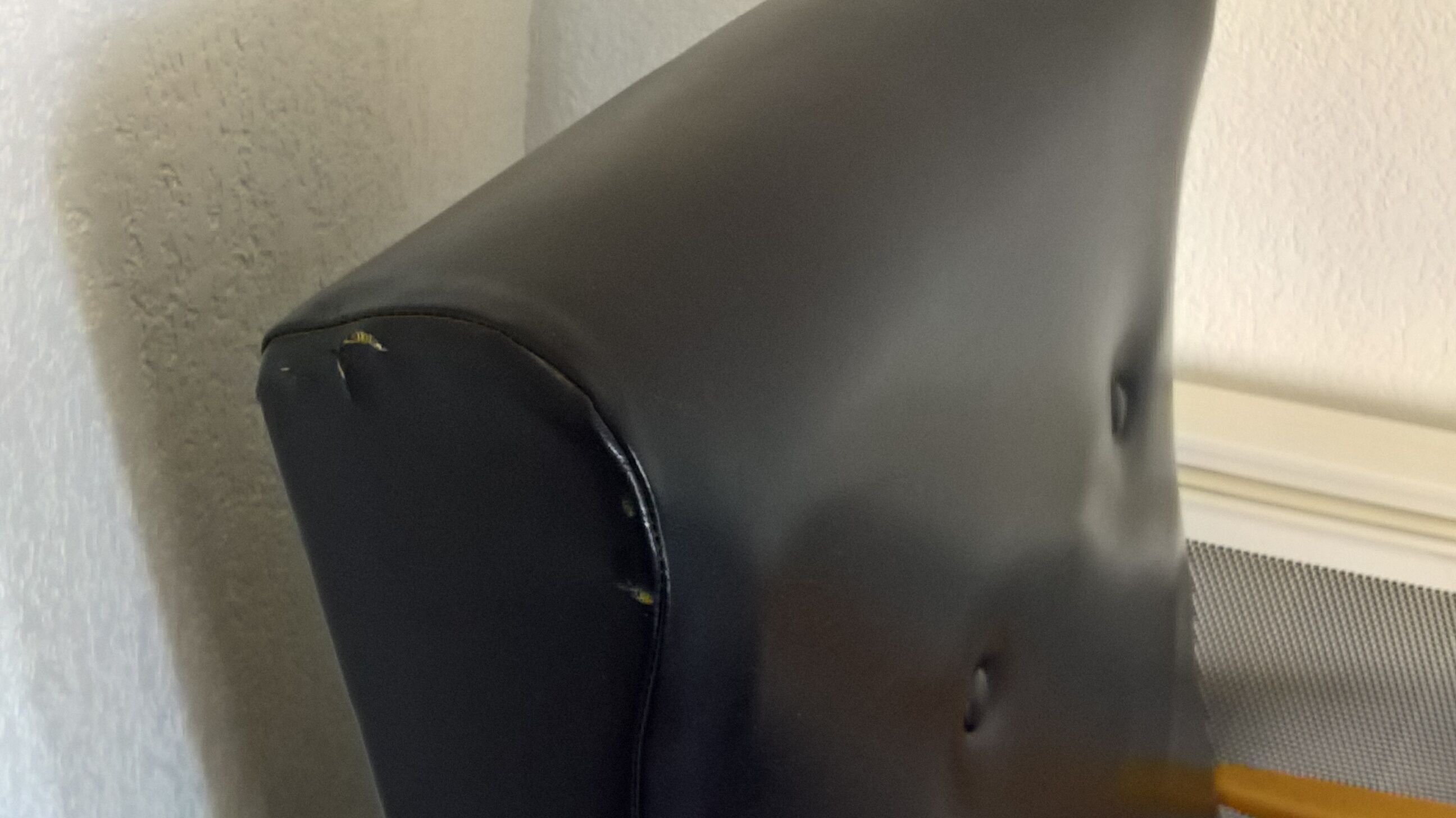 Pair of armchairs feet compass of the 1950s