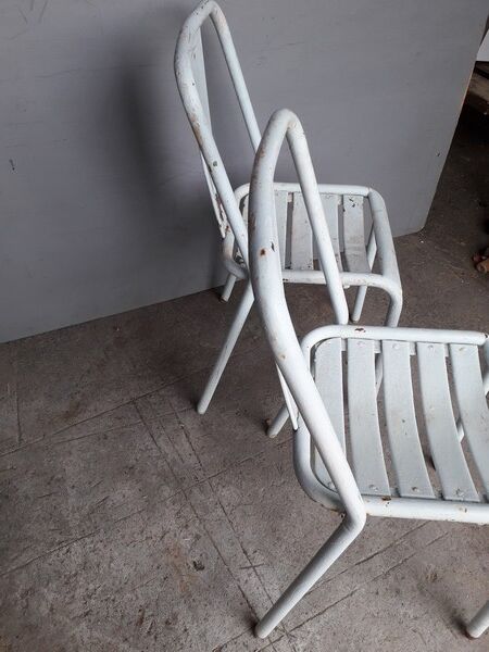 Pair of metal chairs 1960 vintage