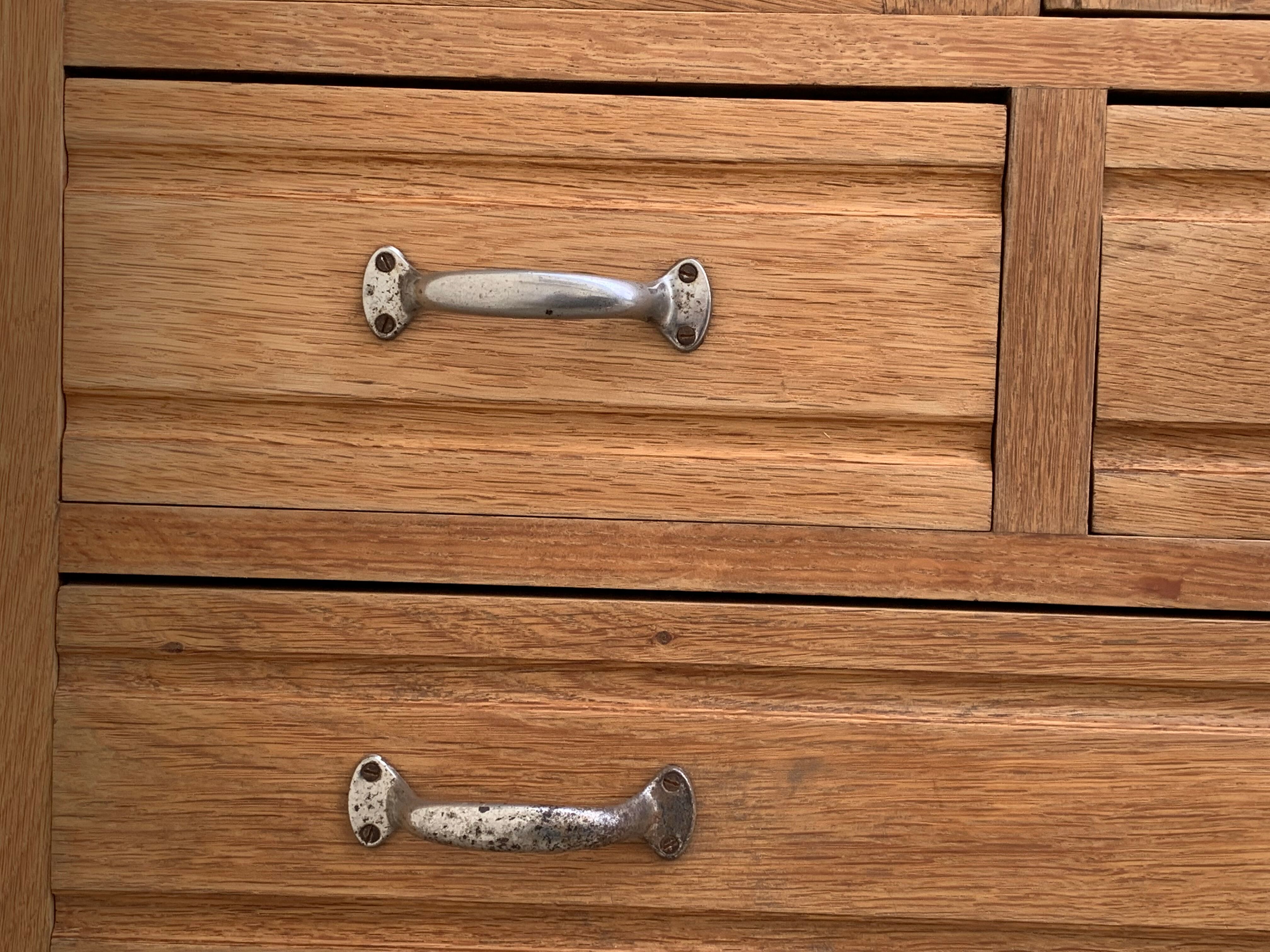 Buffet parisien vitré 1920 bois brut massif