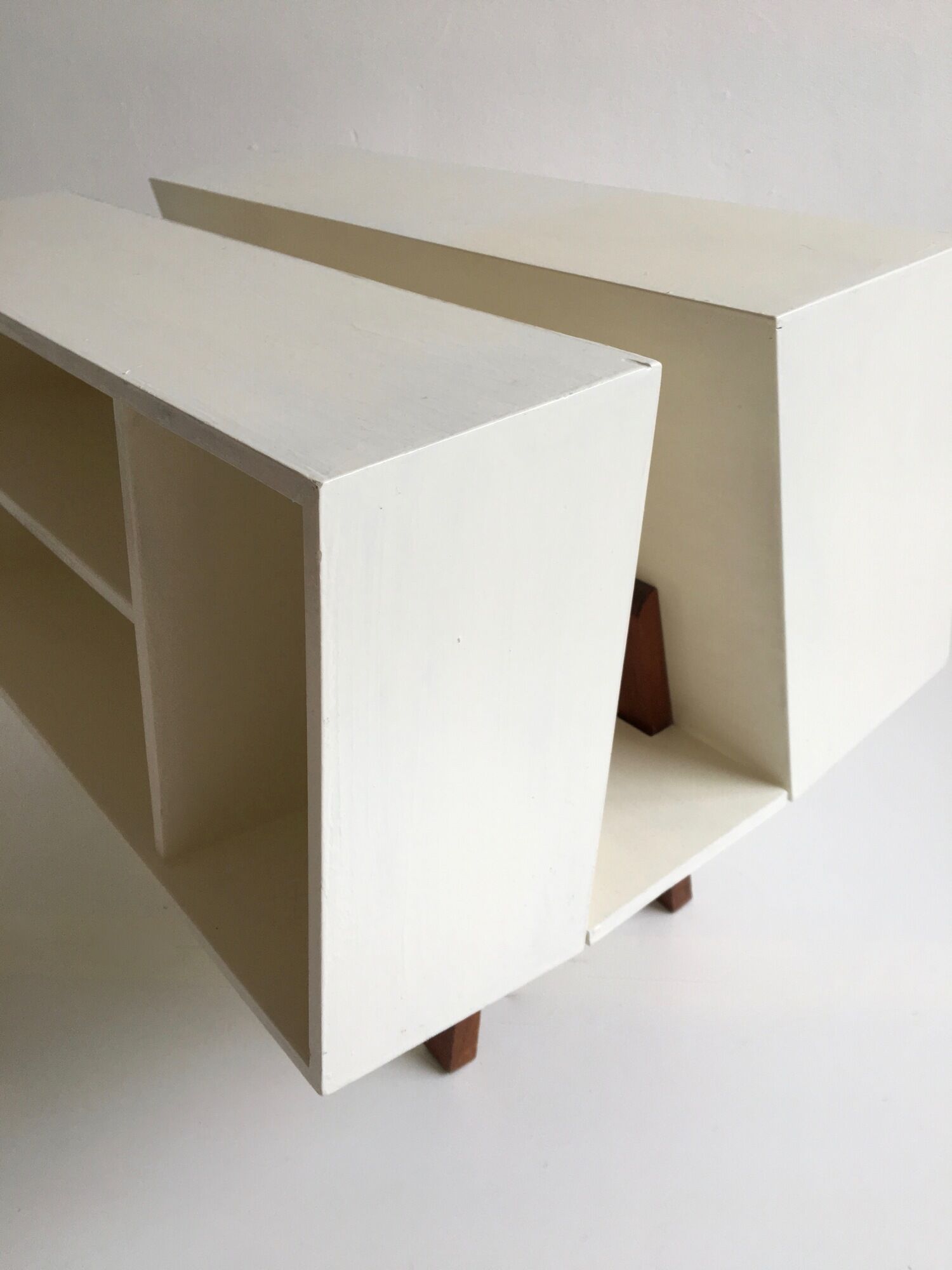 Bibliothèque vintage conçue par Ernest Race pour Isokon en 1962