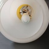 Suspension en opaline blanche et jaune diabolo