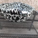 Fruit cut, center of table, ceramic, signed Vallauris, vintage 70s.