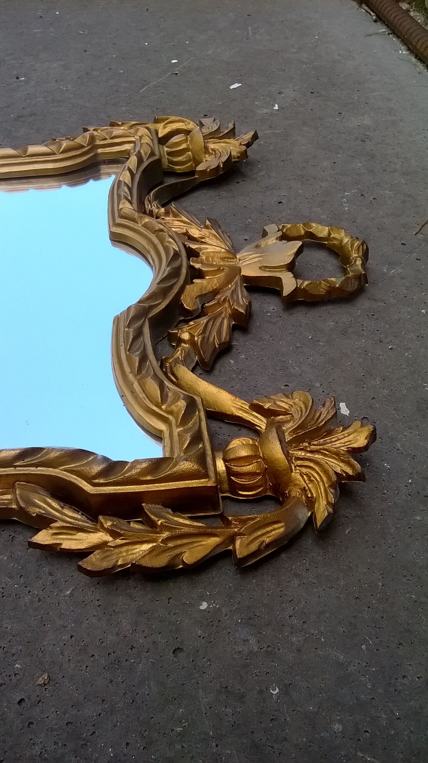 Baroque mirror resin year 70