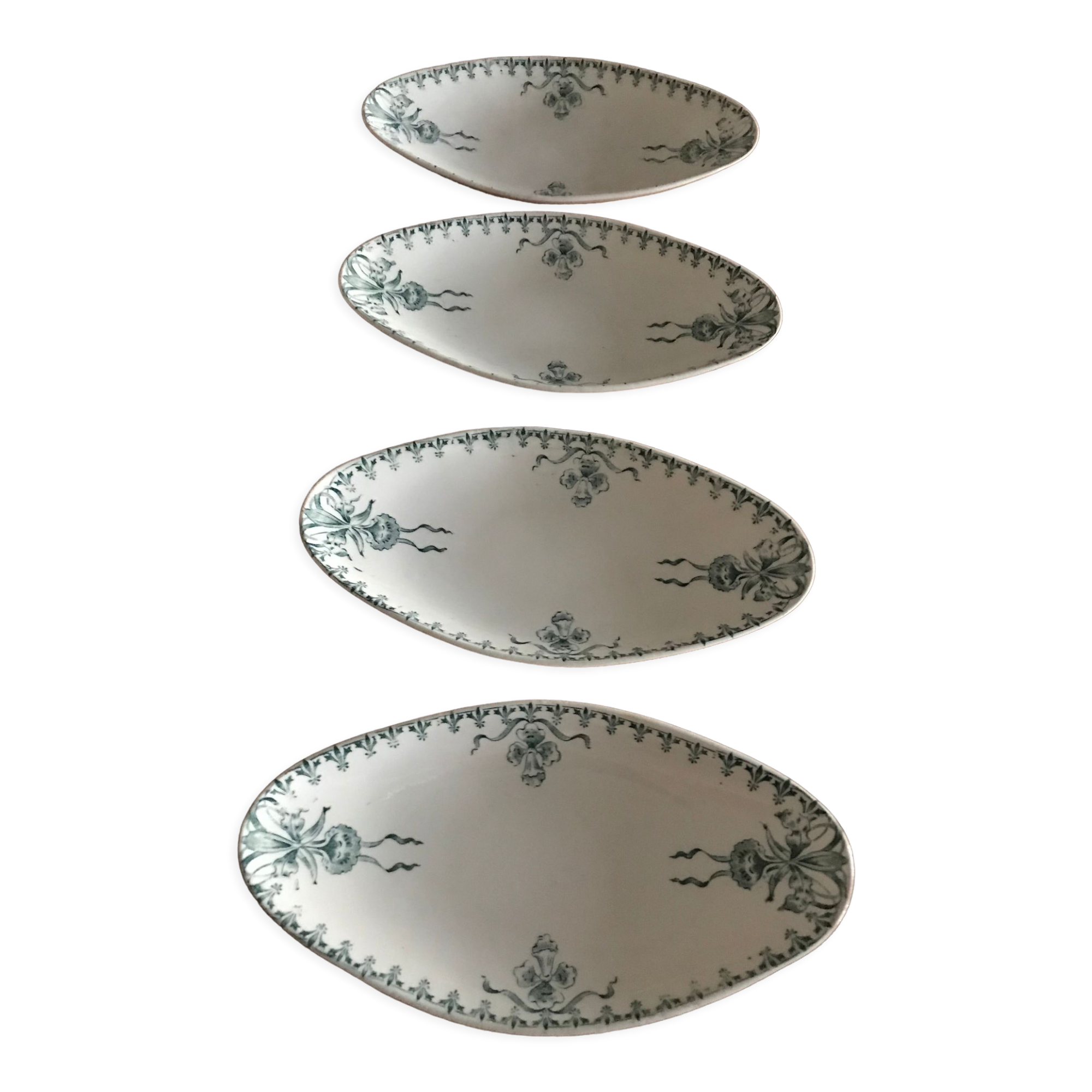 Antique Raviers in Opaque Porcelain from Gien