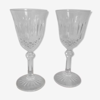 2 verres à vin blanc Cristal d'Arques, taillé diamants