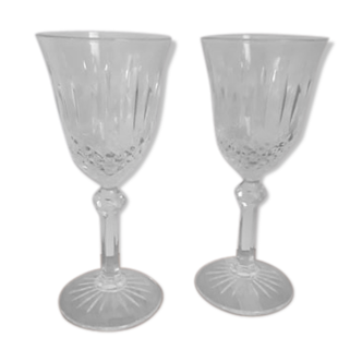 2 verres à vin blanc Cristal d'Arques, taillé diamants