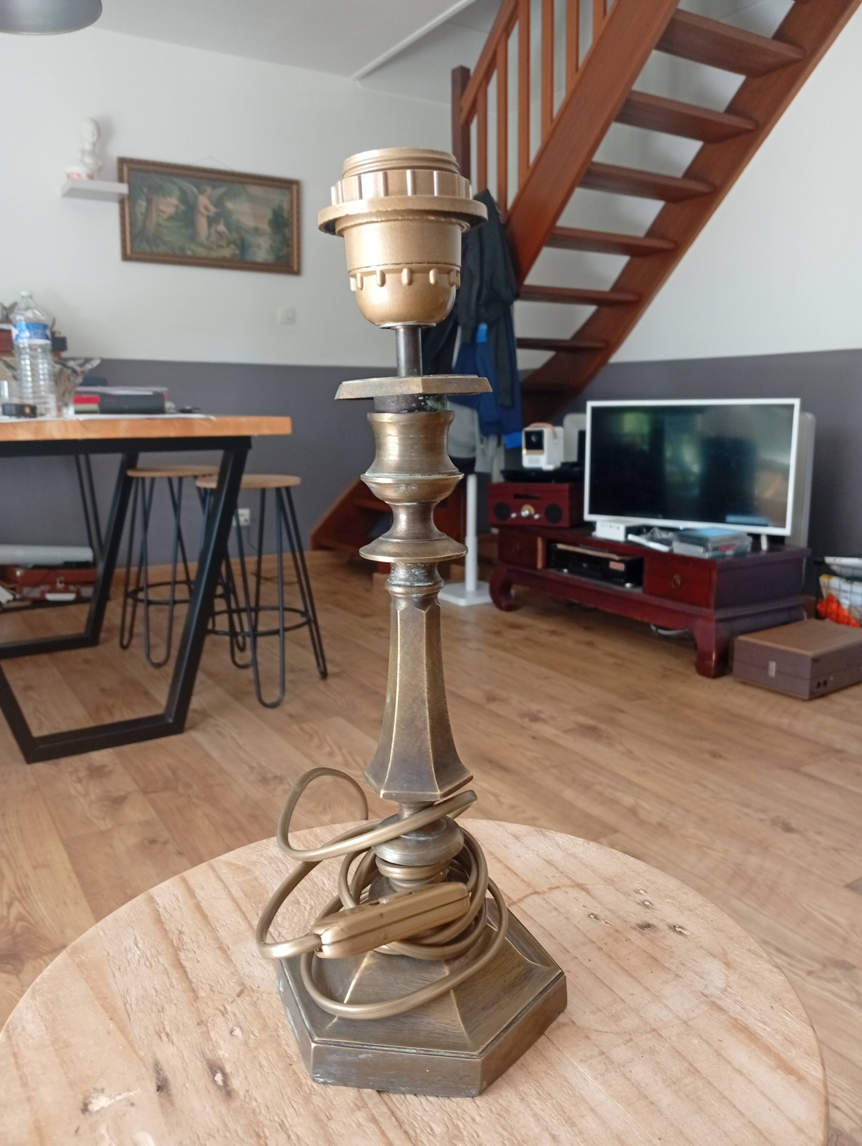Bronze lamp base