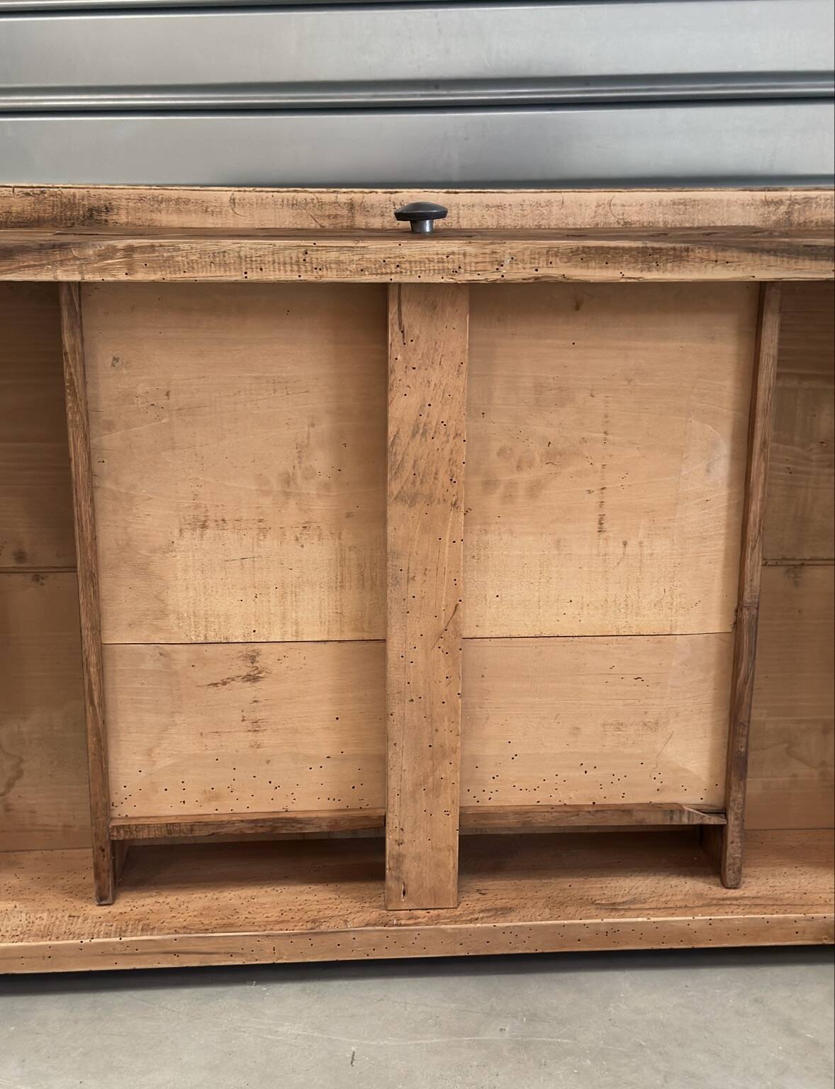 Table basse en bois avec tiroir