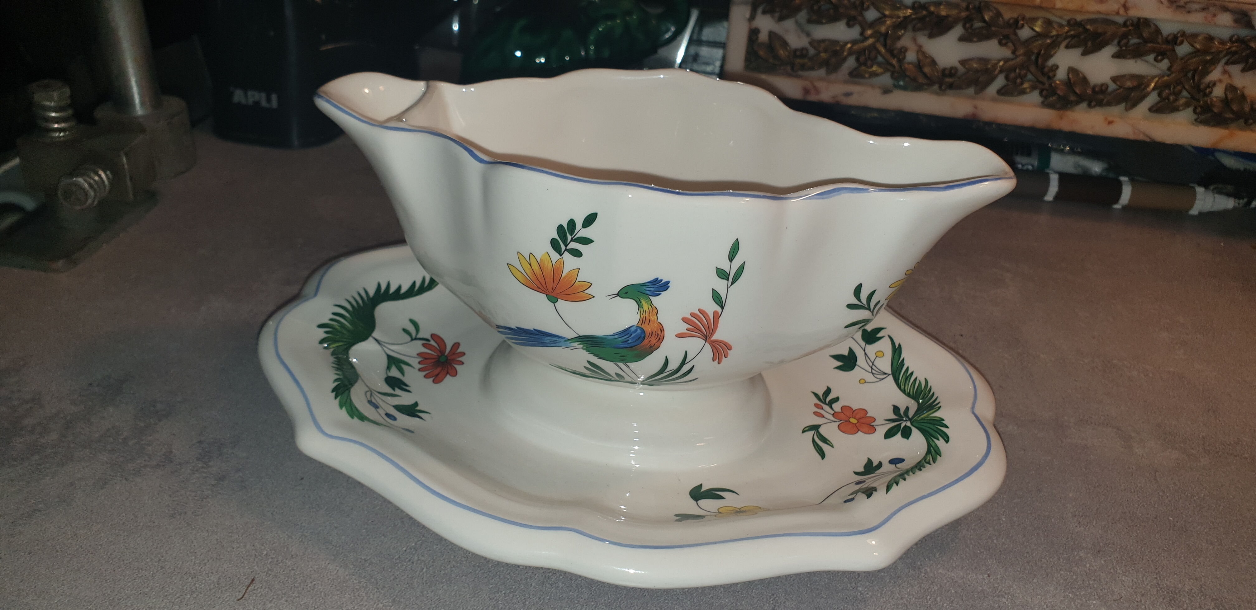 Sauce boat gien décor birds of paradise