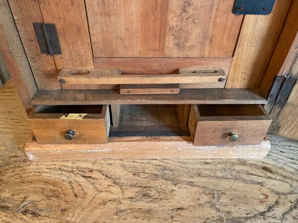 Armoire murale à outils Peugeot Fréres