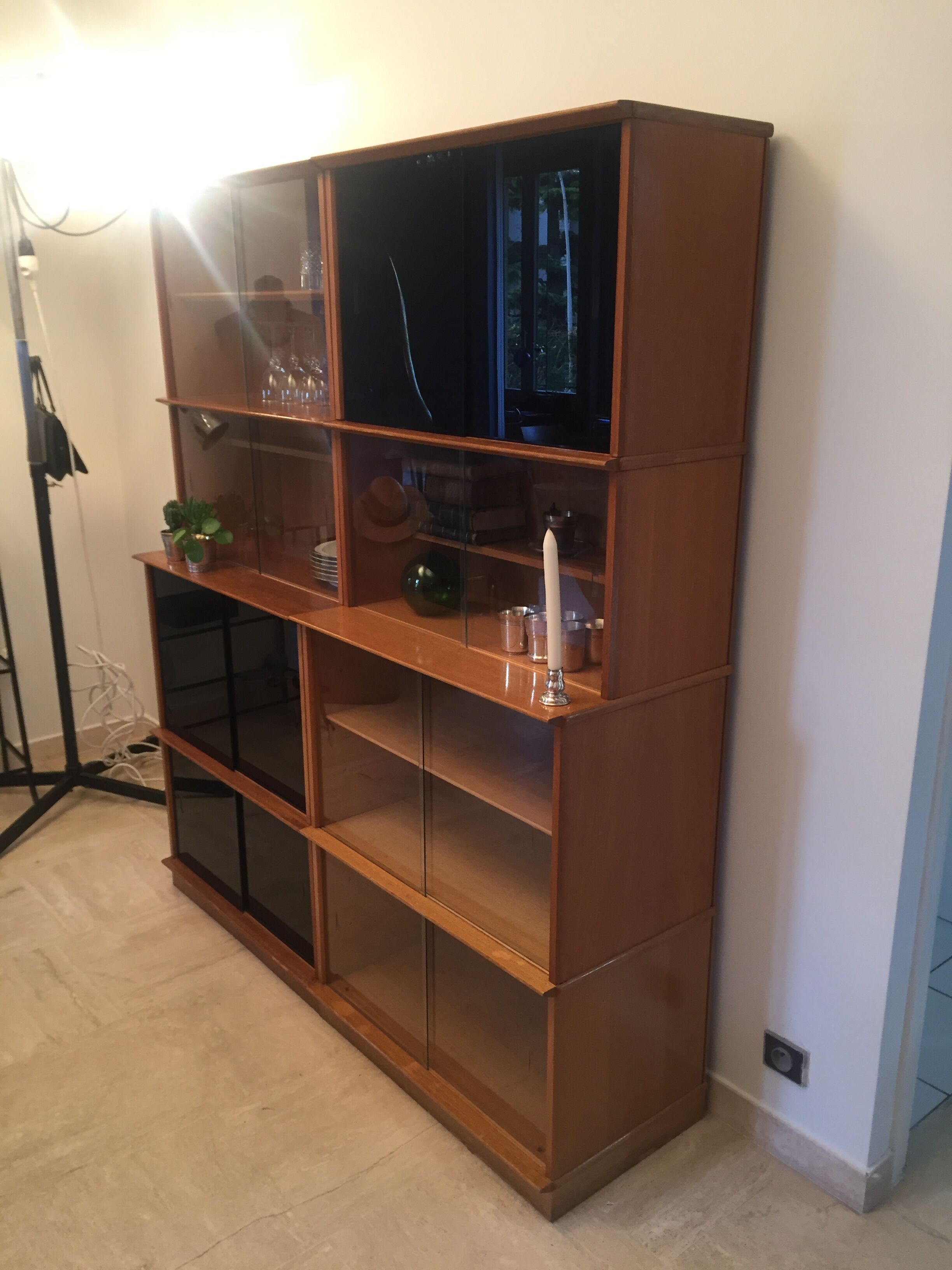 Library showcase Oscar 1960 in blond oak