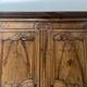 Armoire de style Louis XV en noyer massif XVIII siècle