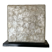 Table lamp in mother-of-pearl
