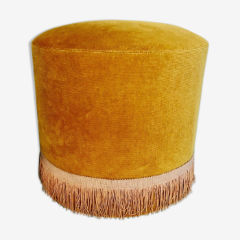 Fringed pouf