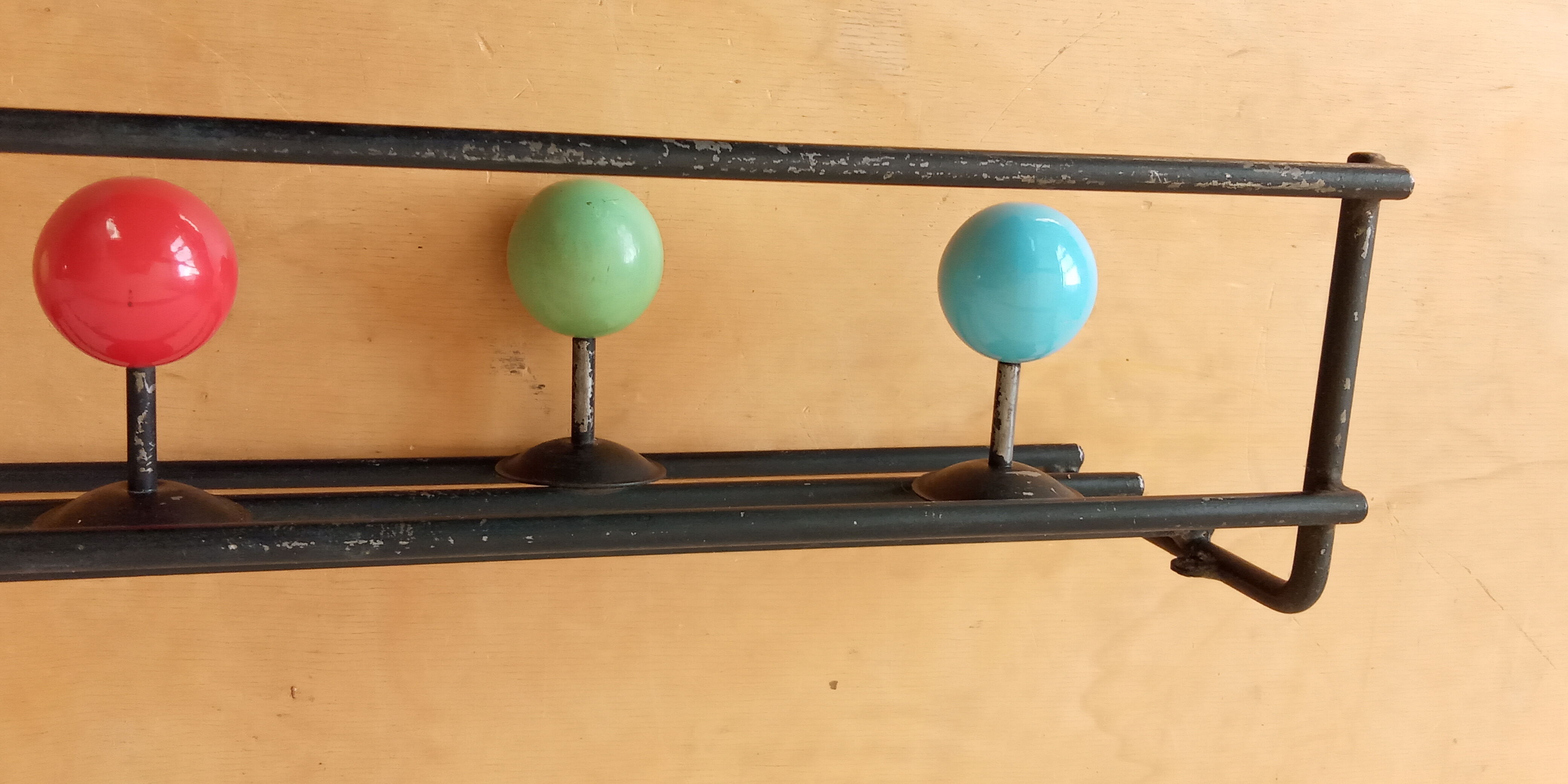 Coat rack with balls 50s