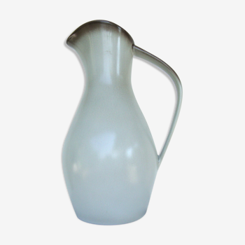 Salins sandstone pitcher