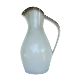 Salins sandstone pitcher