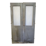 Double old mesh door