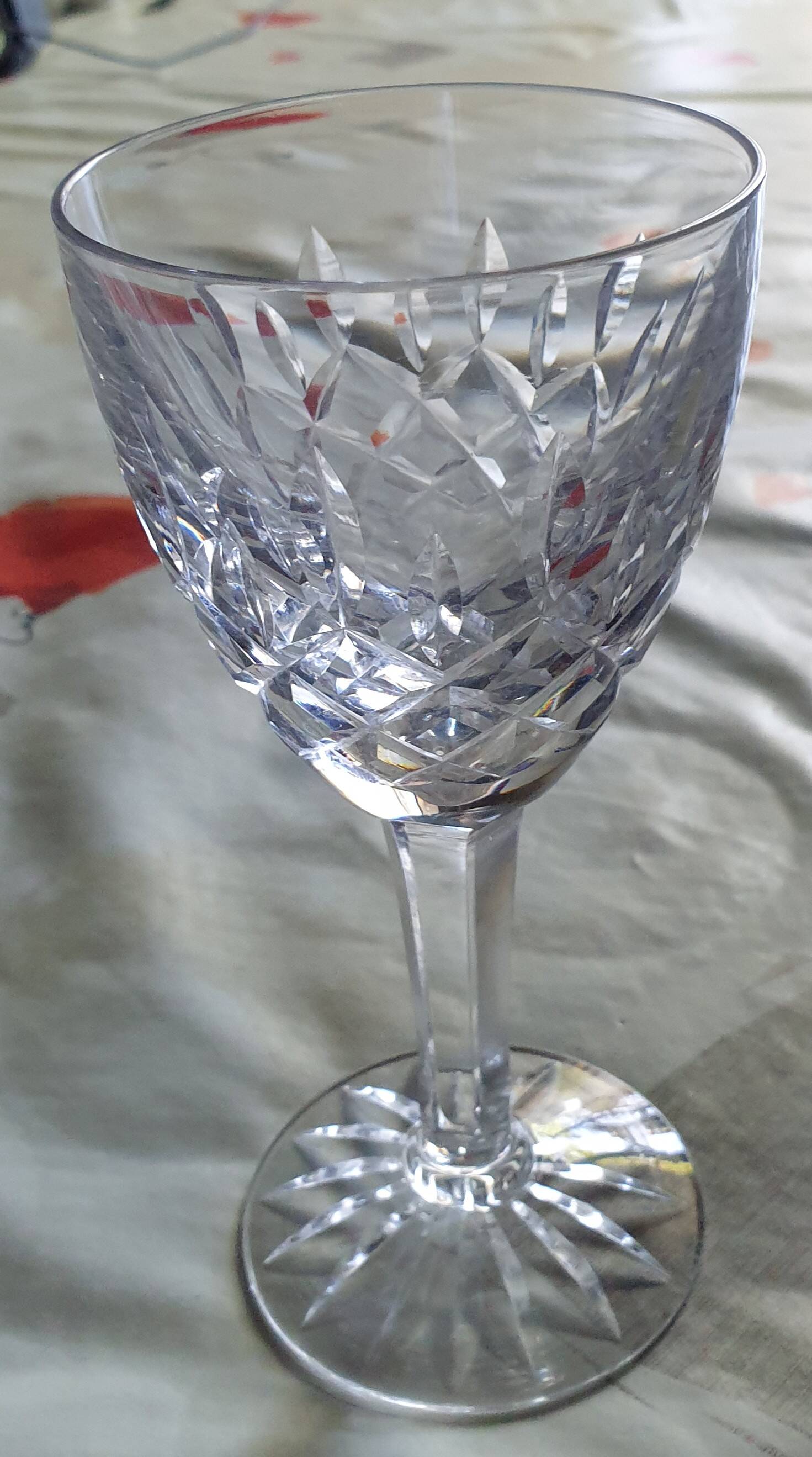 "Chantilly wine glasses on foot" from the Saint-Louis Crystalworks