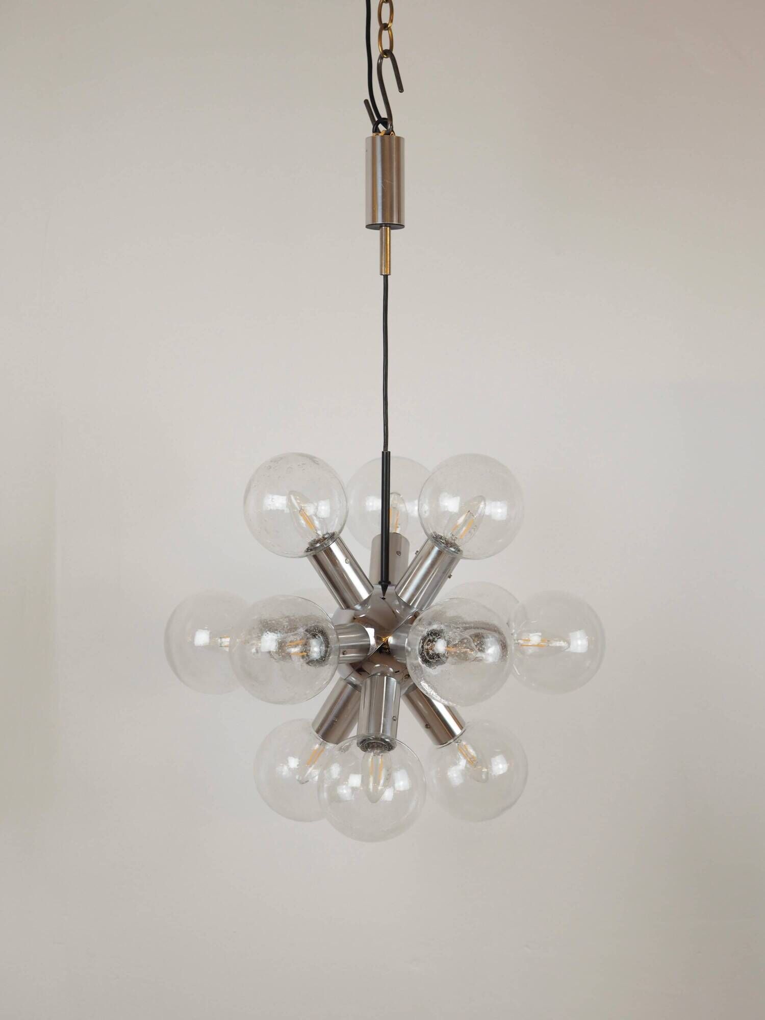 Lustre "Atomium" in the shape of Sputnik by J.T. AGE Kalmar, 1960s.