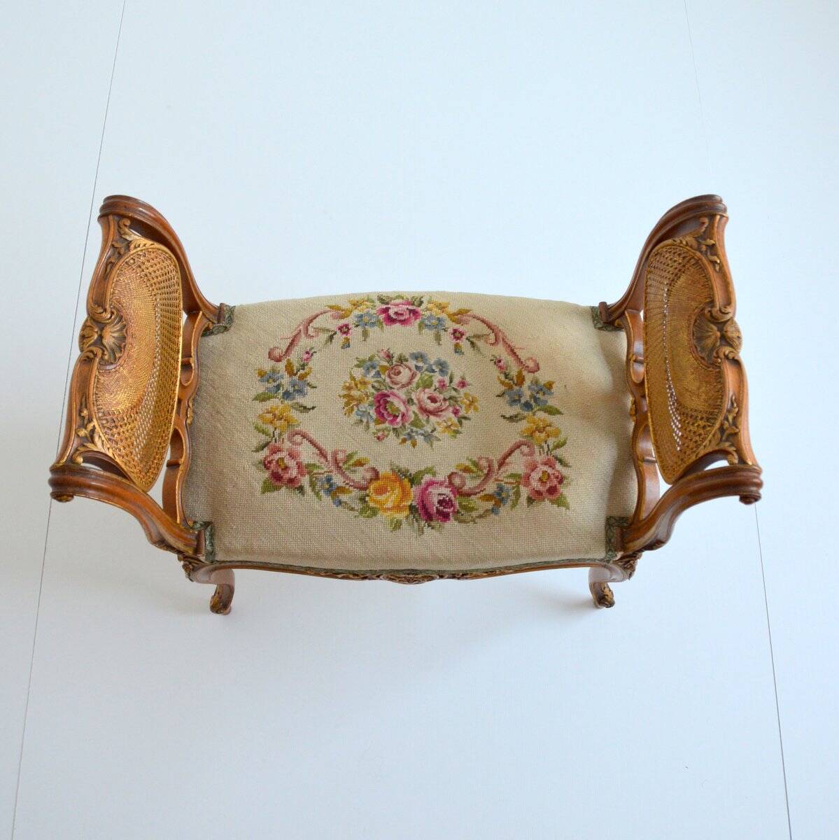 Stool / small bench in canvas, canework and wood late 19th century