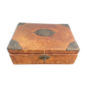coffret en cuir, ornements