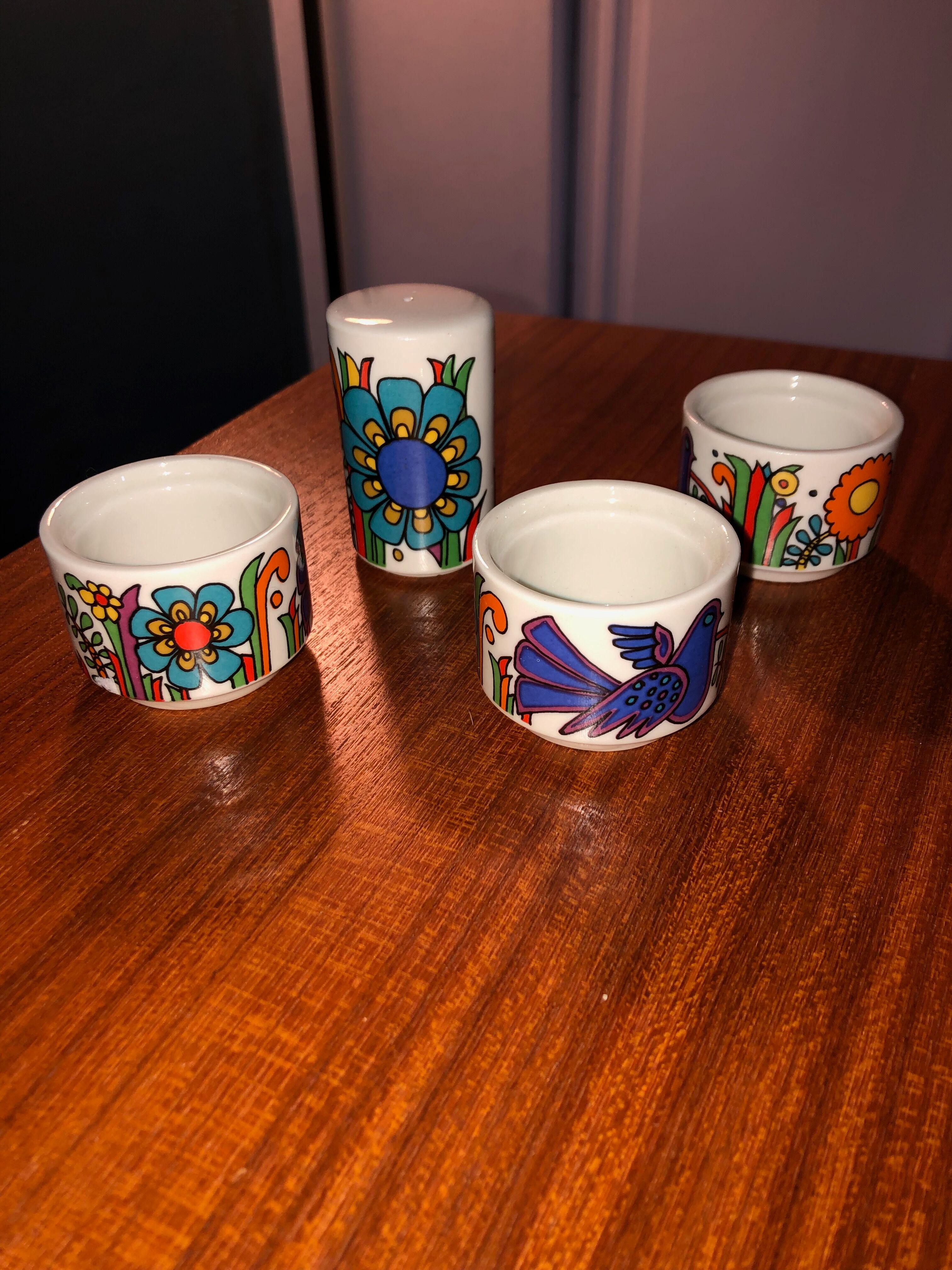 3 Coquetiers + salt shaker Villeroy Boch acapulco , vintage , ceramic