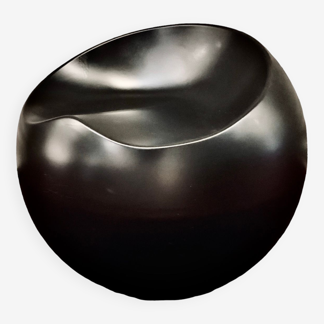 Side stool "ball" 1970s/80s in black lacquered resin