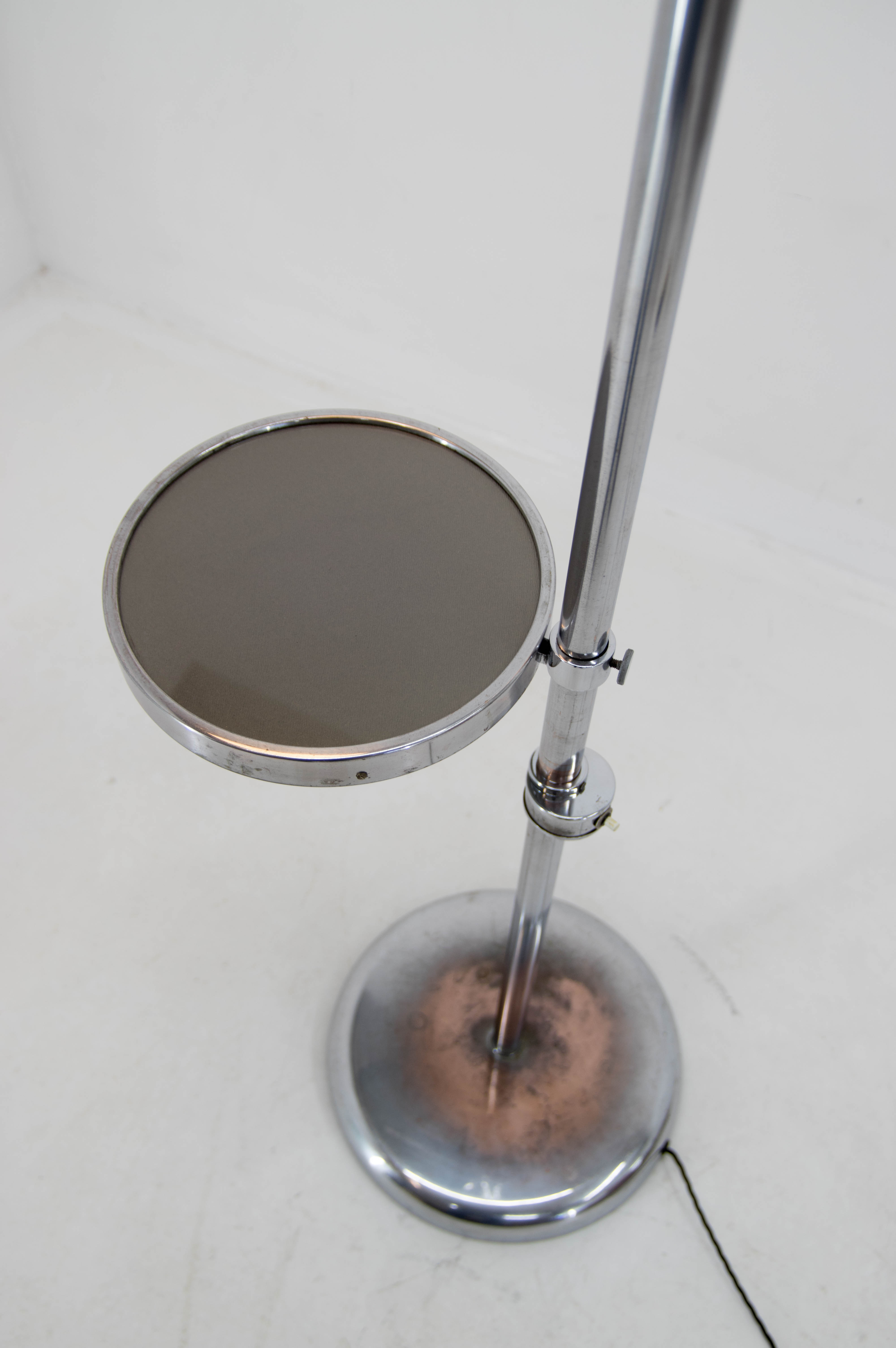 Bauhaus or Functionalist Floor Lamp with Adjustable Height, 1940s