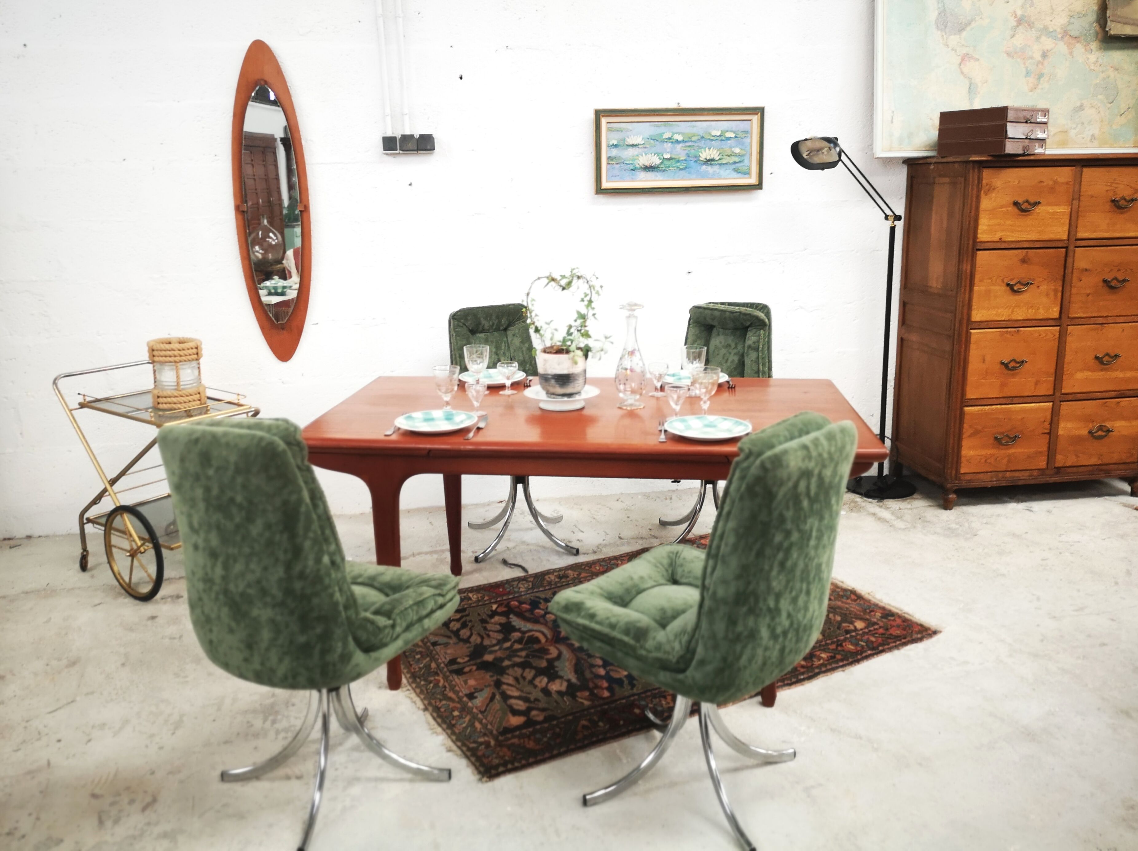 Table à manger extensible par Meubles TV / Tricoire & Vecchione