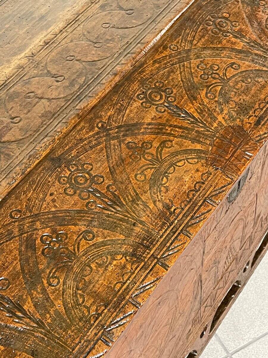 Antique beech chest of drawers, 19th century