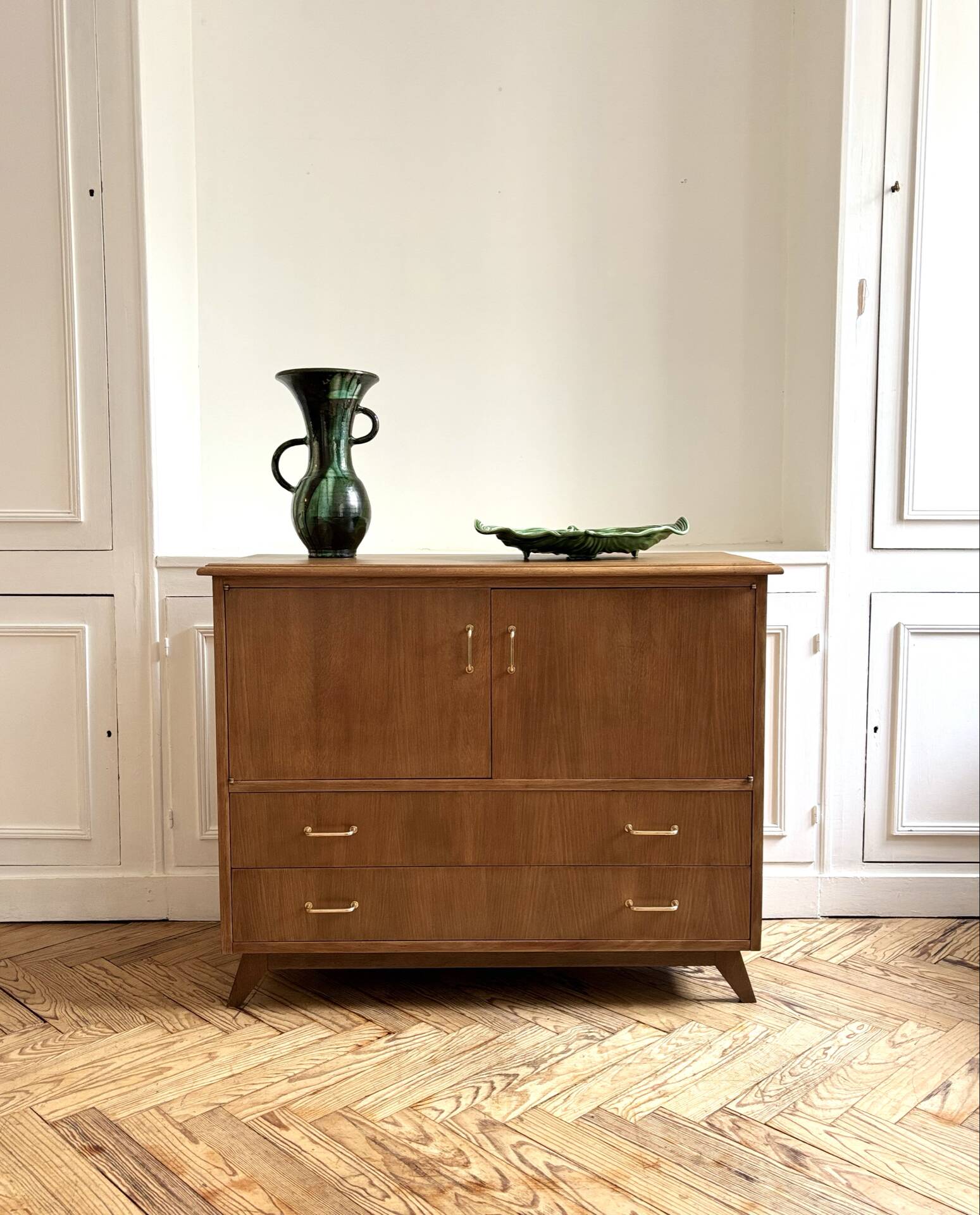 Vintage buffet