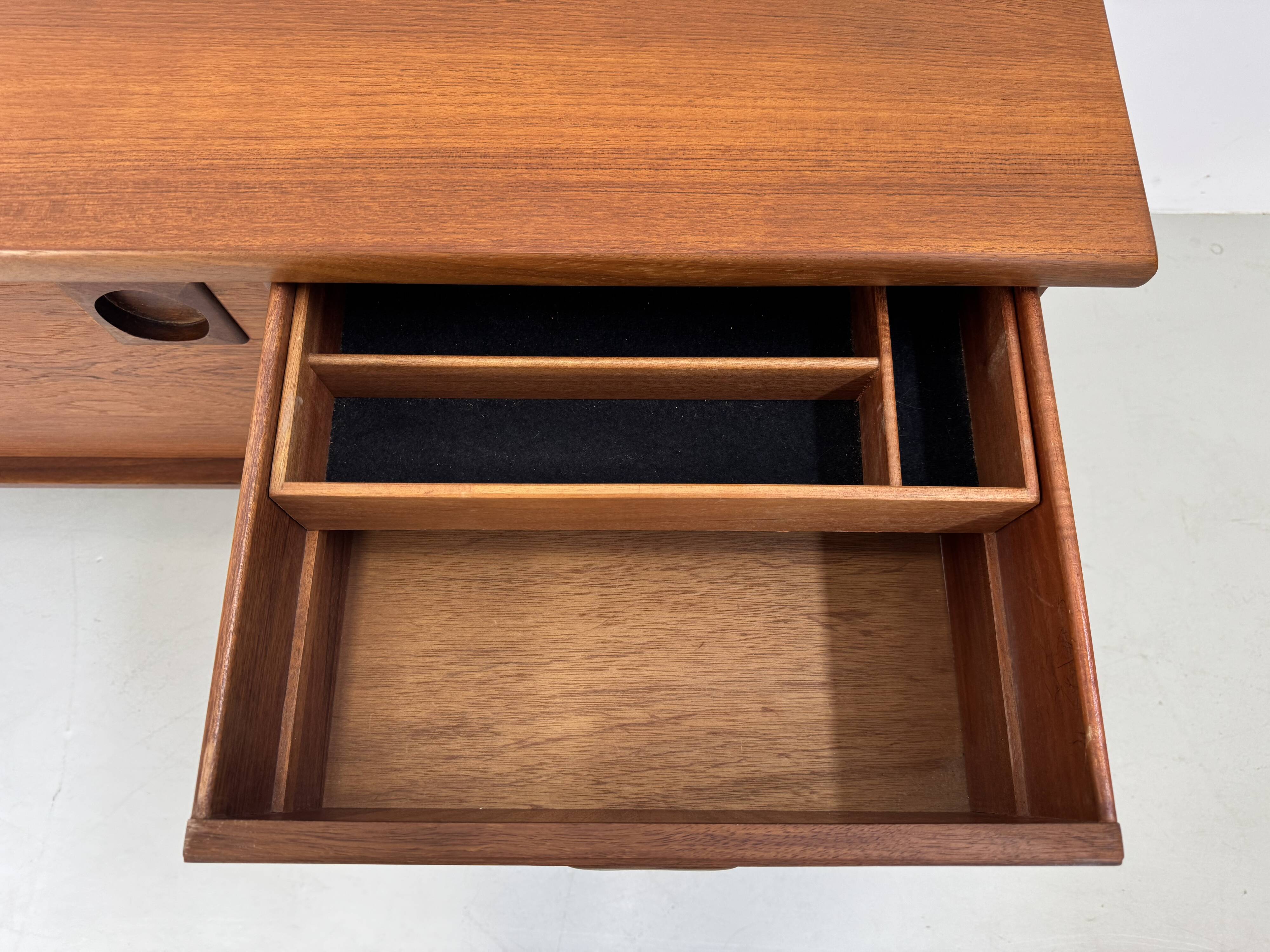 Unique designer sideboard from the 1960s produced in England