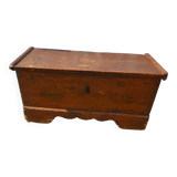 Alsatian chest