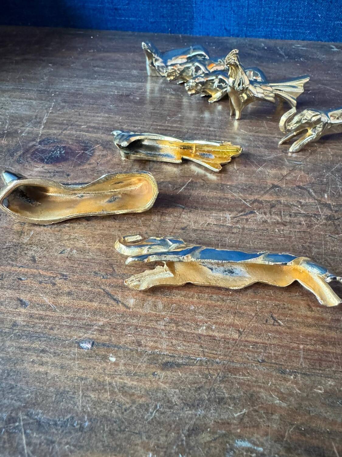 Ensemble de 12 porte-couteaux animaux. Design Sandoz. Art Déco