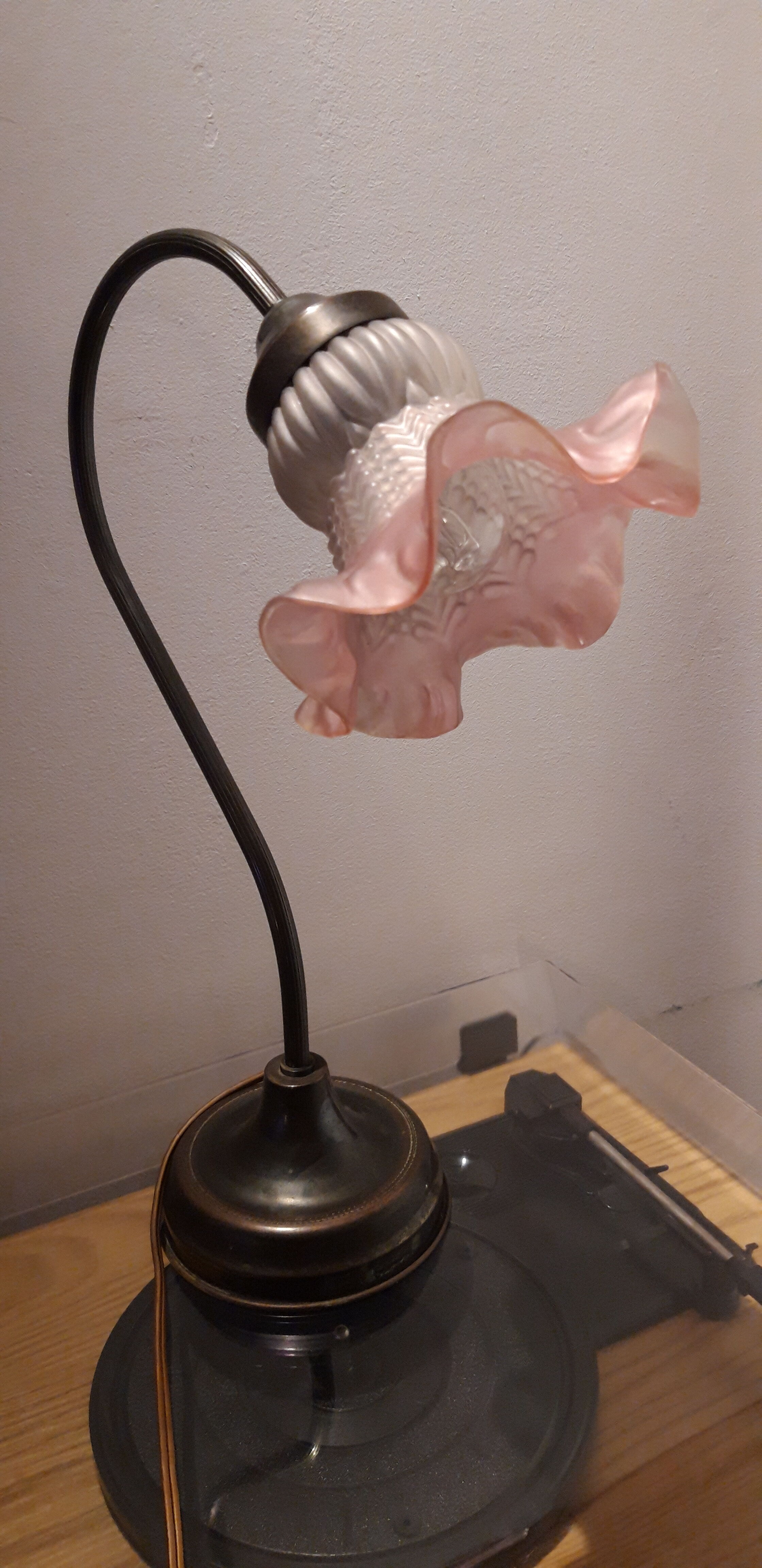 Art Deco sign collar lamp