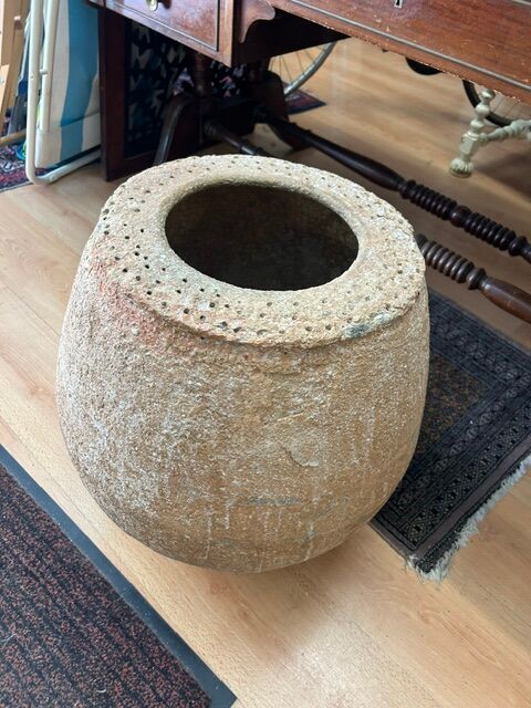 Monolithic stone basin 19th century from the south west origin