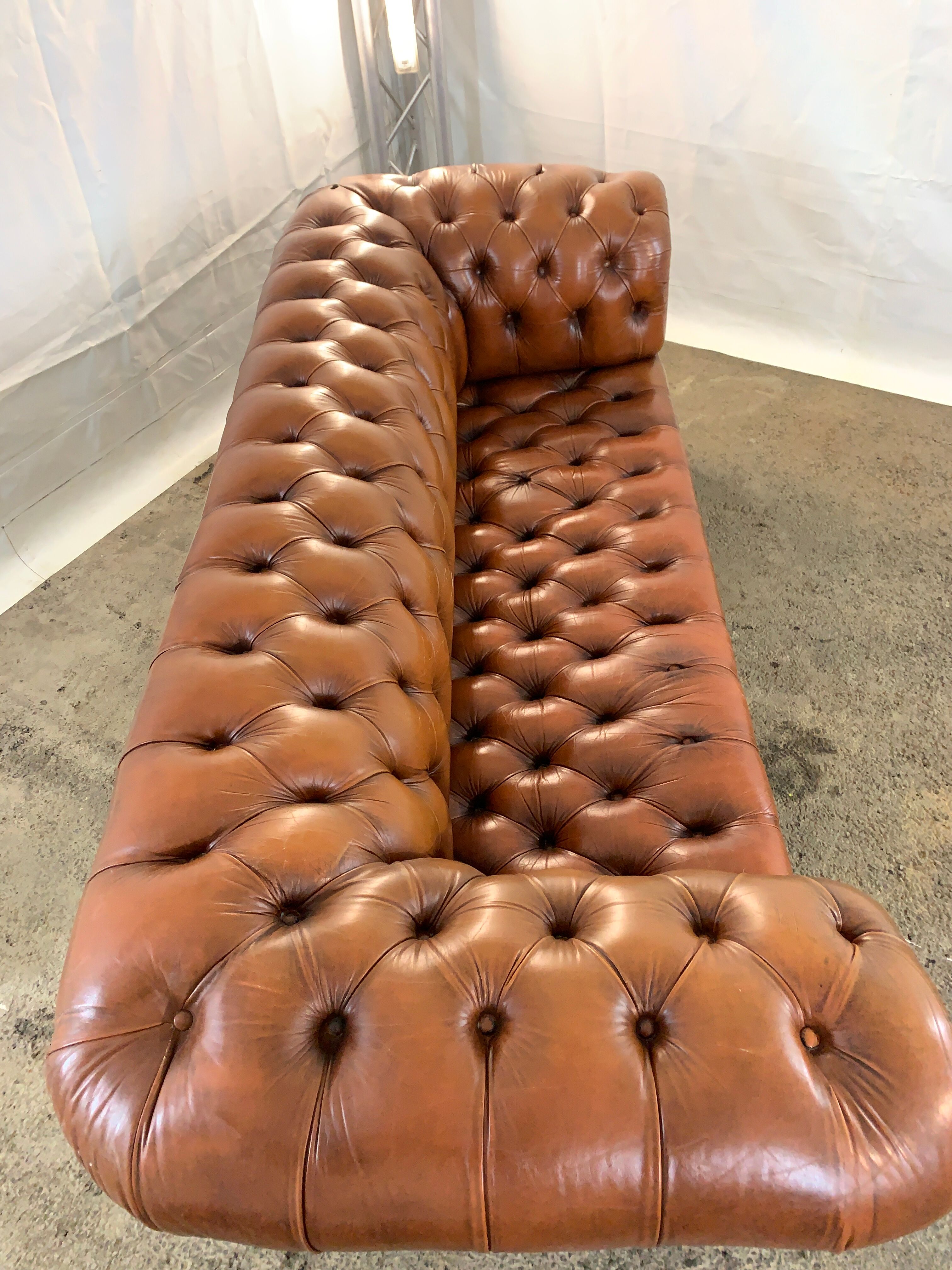 Chesterfield Sofa 3-4 seats