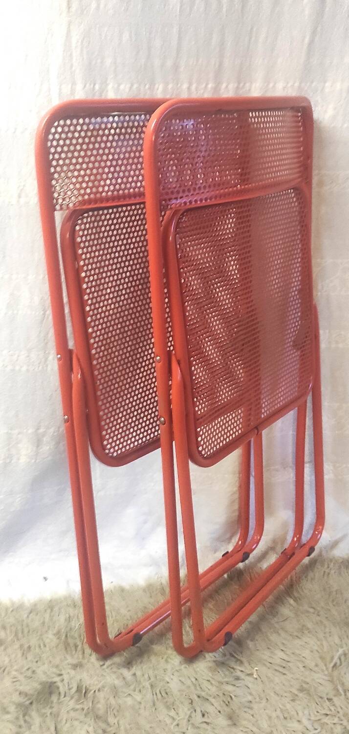 Orange metal folding chairs (set of 2) - 70s/80s