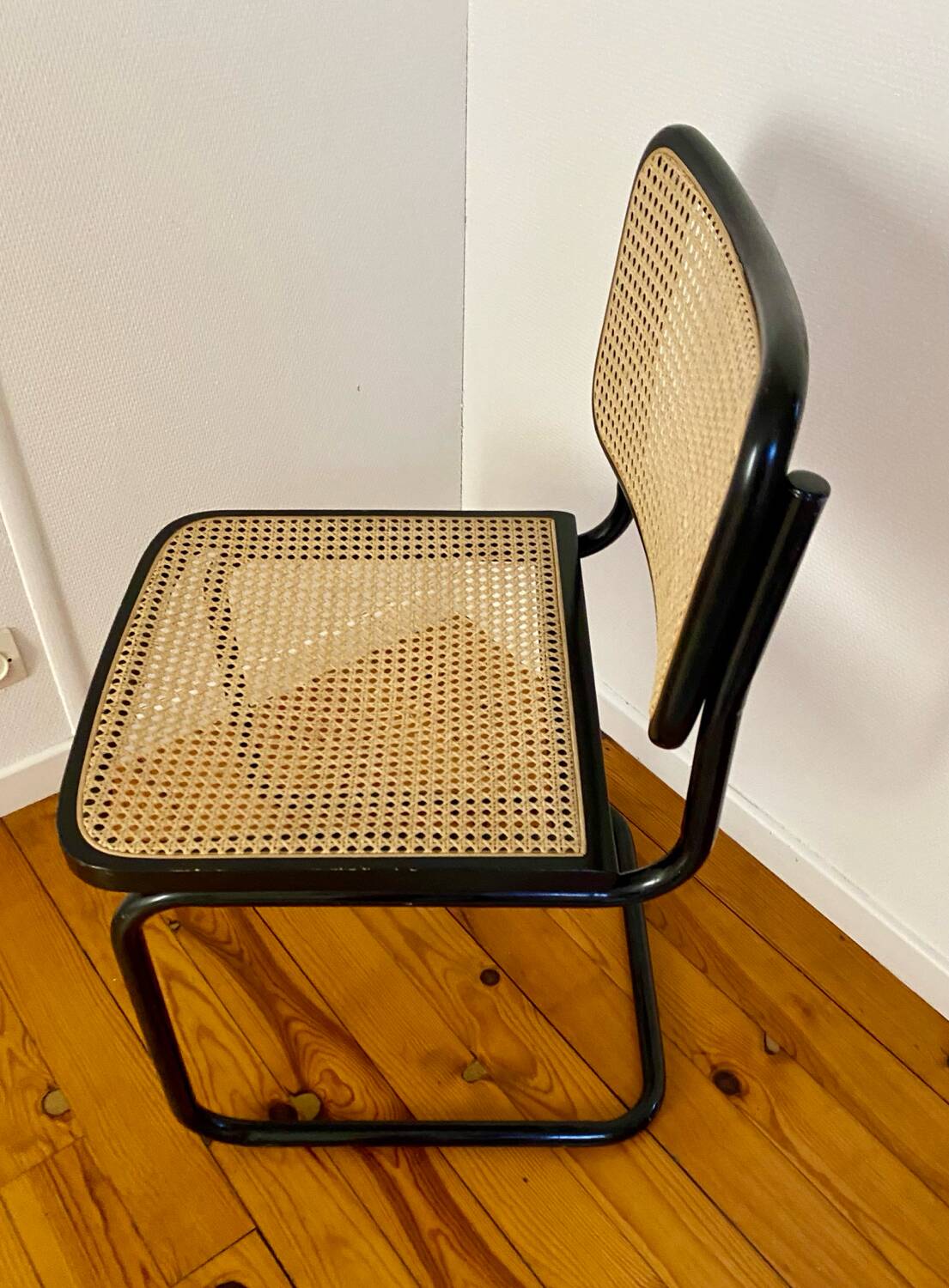 Marcel Breuer B32 Chair