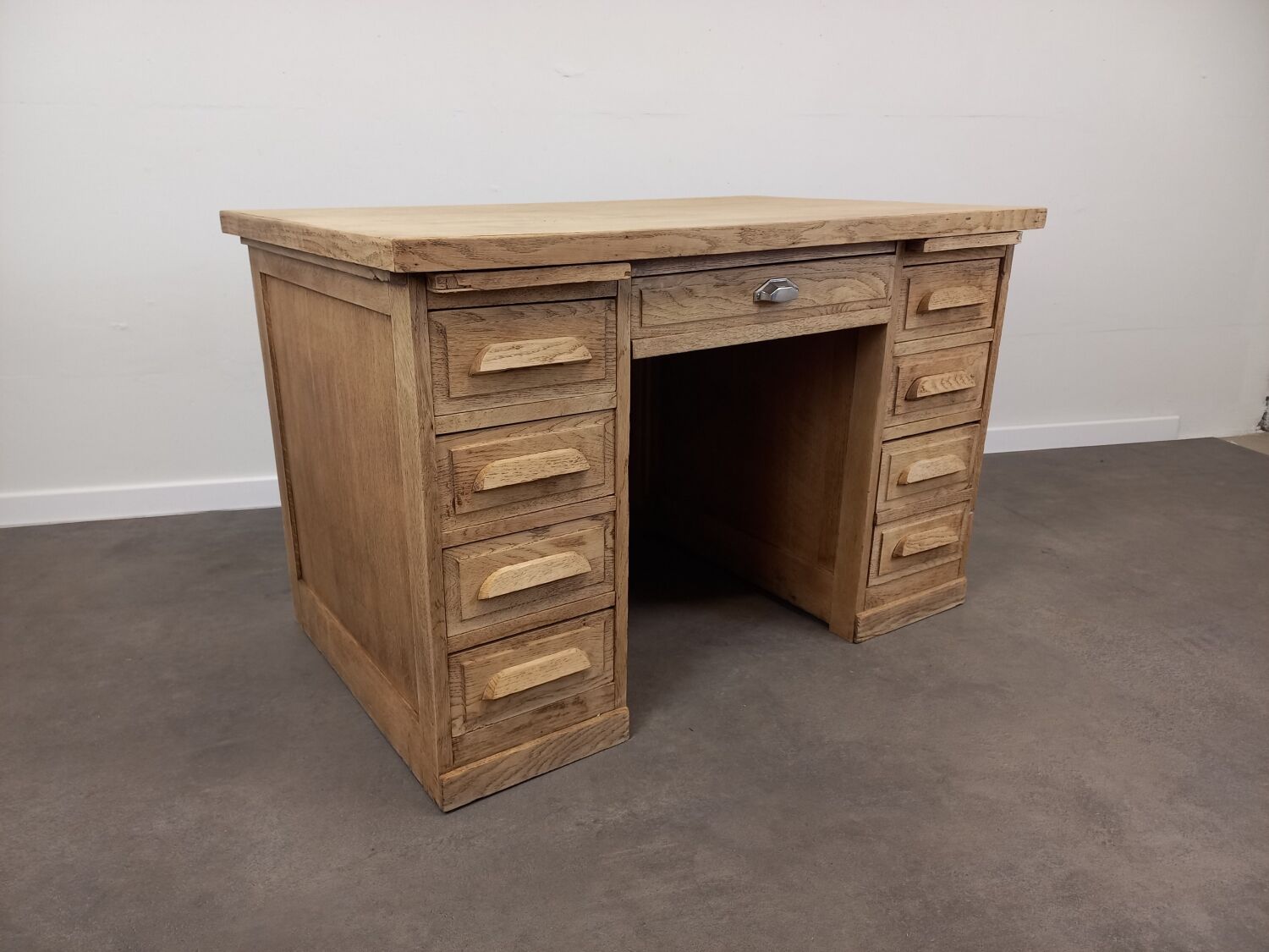 Desk with oak drawers